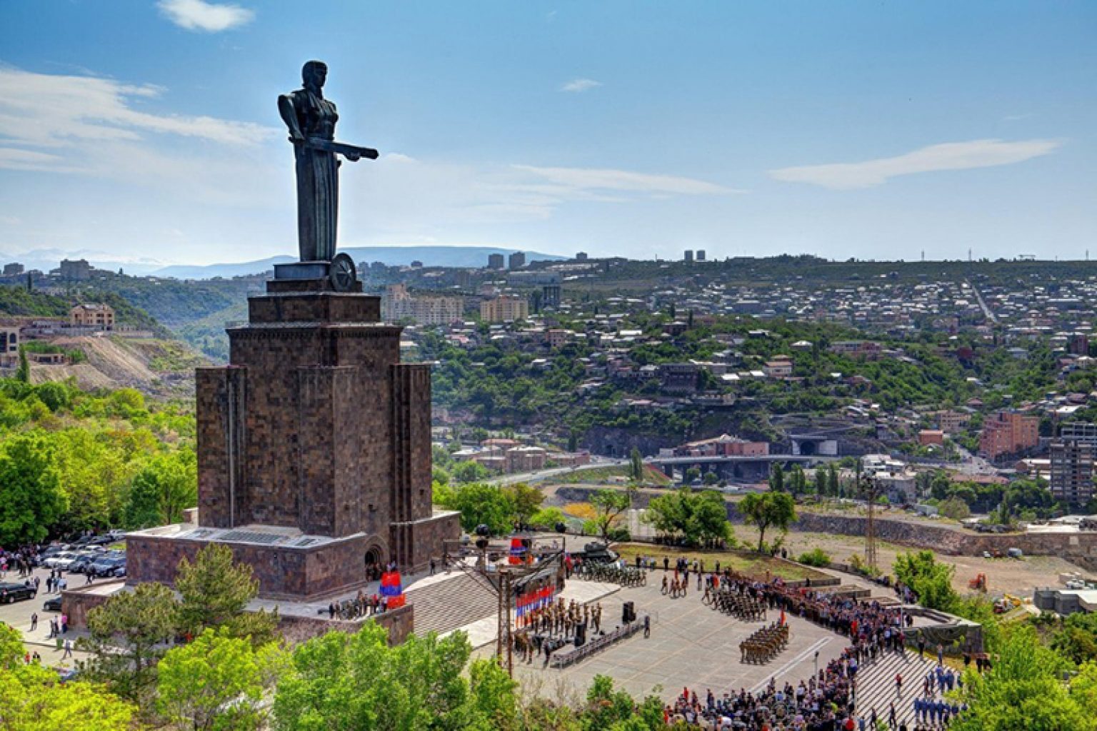 18 лучшие Экскурсии из Еревана, от 1 - до 6 человек. Минивэн